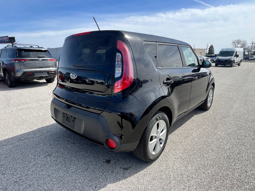 2016 Kia Soul Base