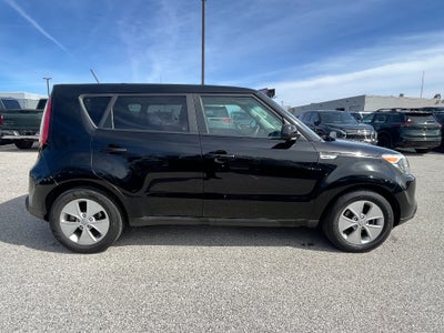 2016 Kia Soul Base