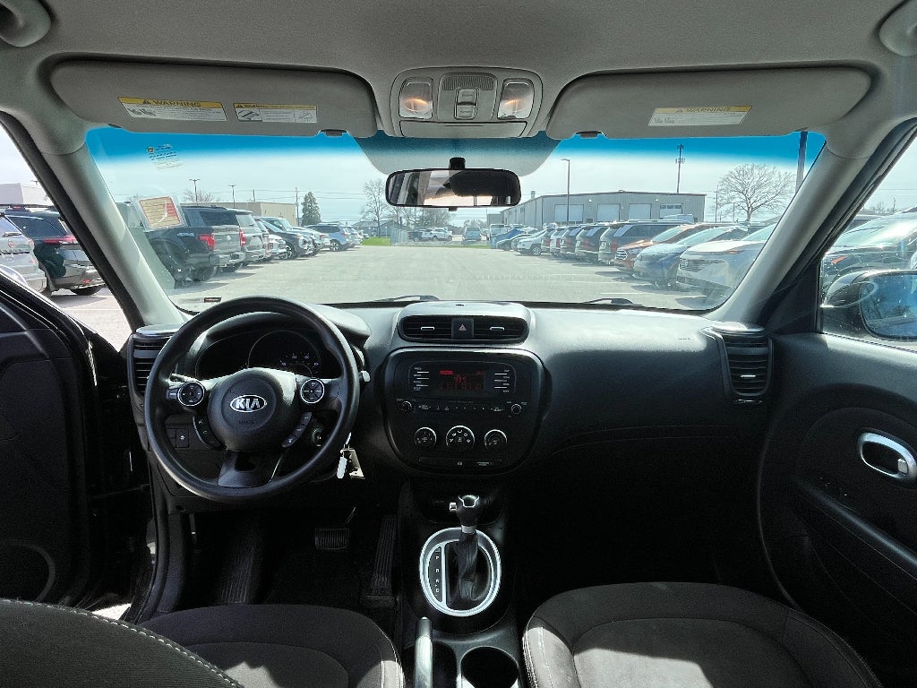 2016 Kia Soul Base