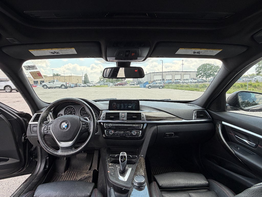 2017 BMW 3 series 330i xDrive