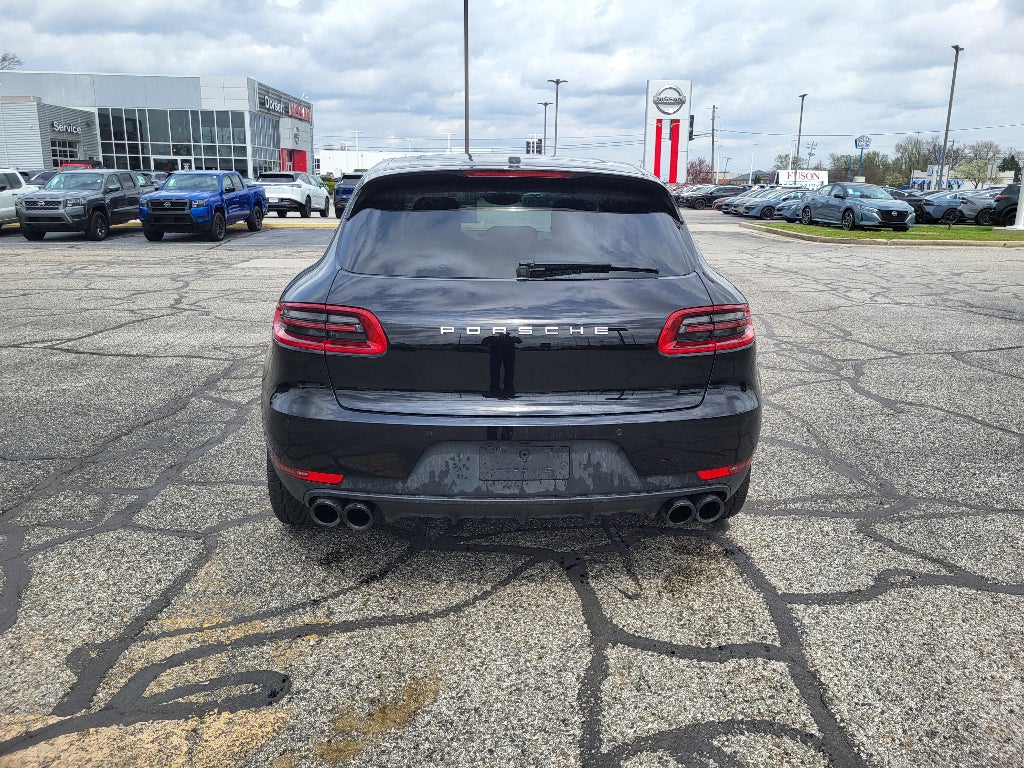 2018 Porsche Macan Sport Edition