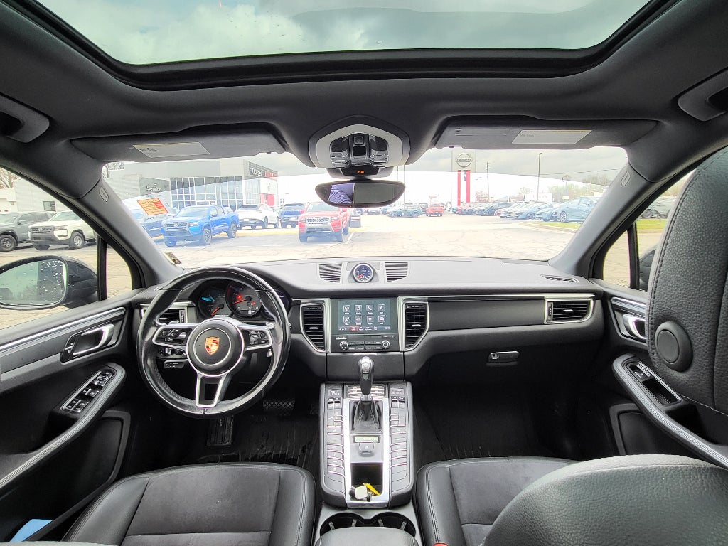 2018 Porsche Macan Sport Edition