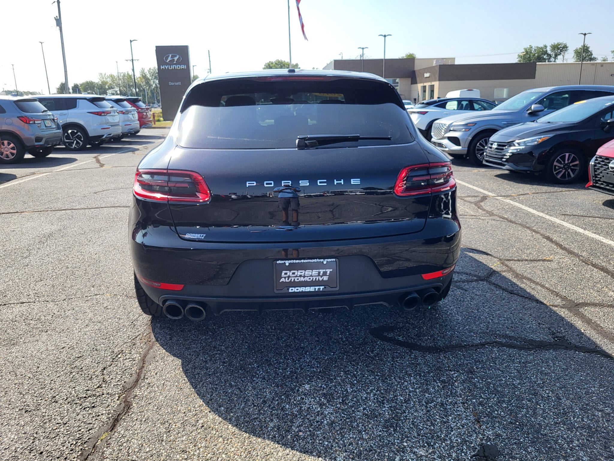 2018 Porsche Macan Sport Edition