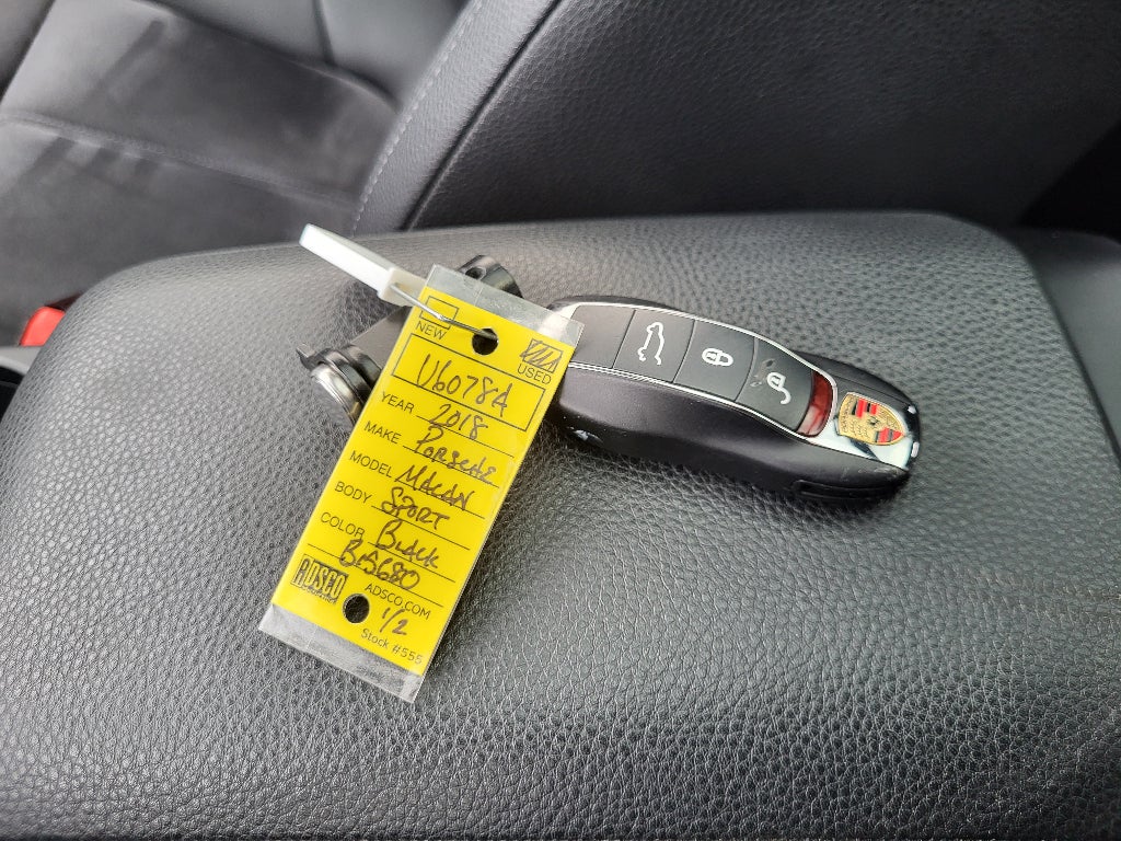 2018 Porsche Macan Sport Edition