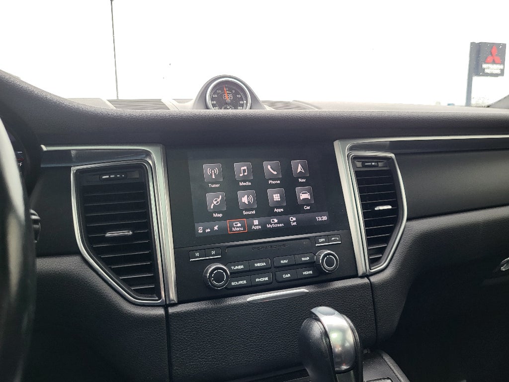 2018 Porsche Macan Sport Edition