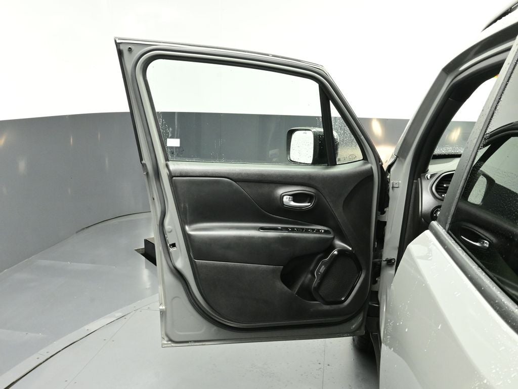 2022 Jeep Renegade Altitude